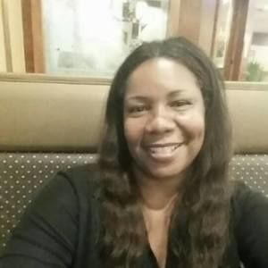 Meet your Posher, Traci